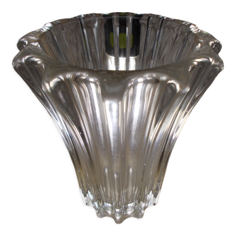 Crystal vase signed Pierre d' Avesn