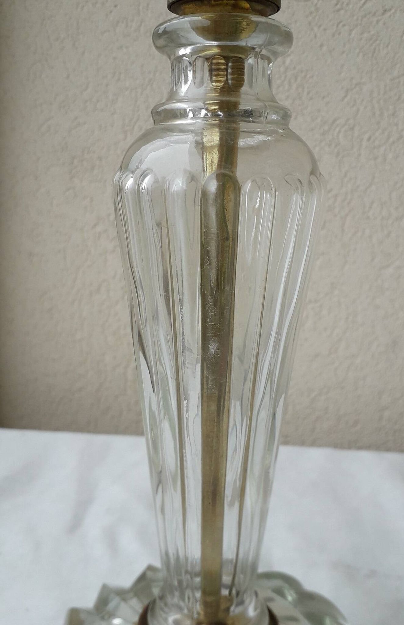 Pied de lampe en verre