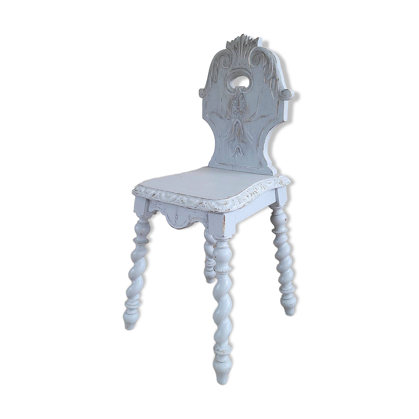 Chaise enfant en bois tourné patiné
