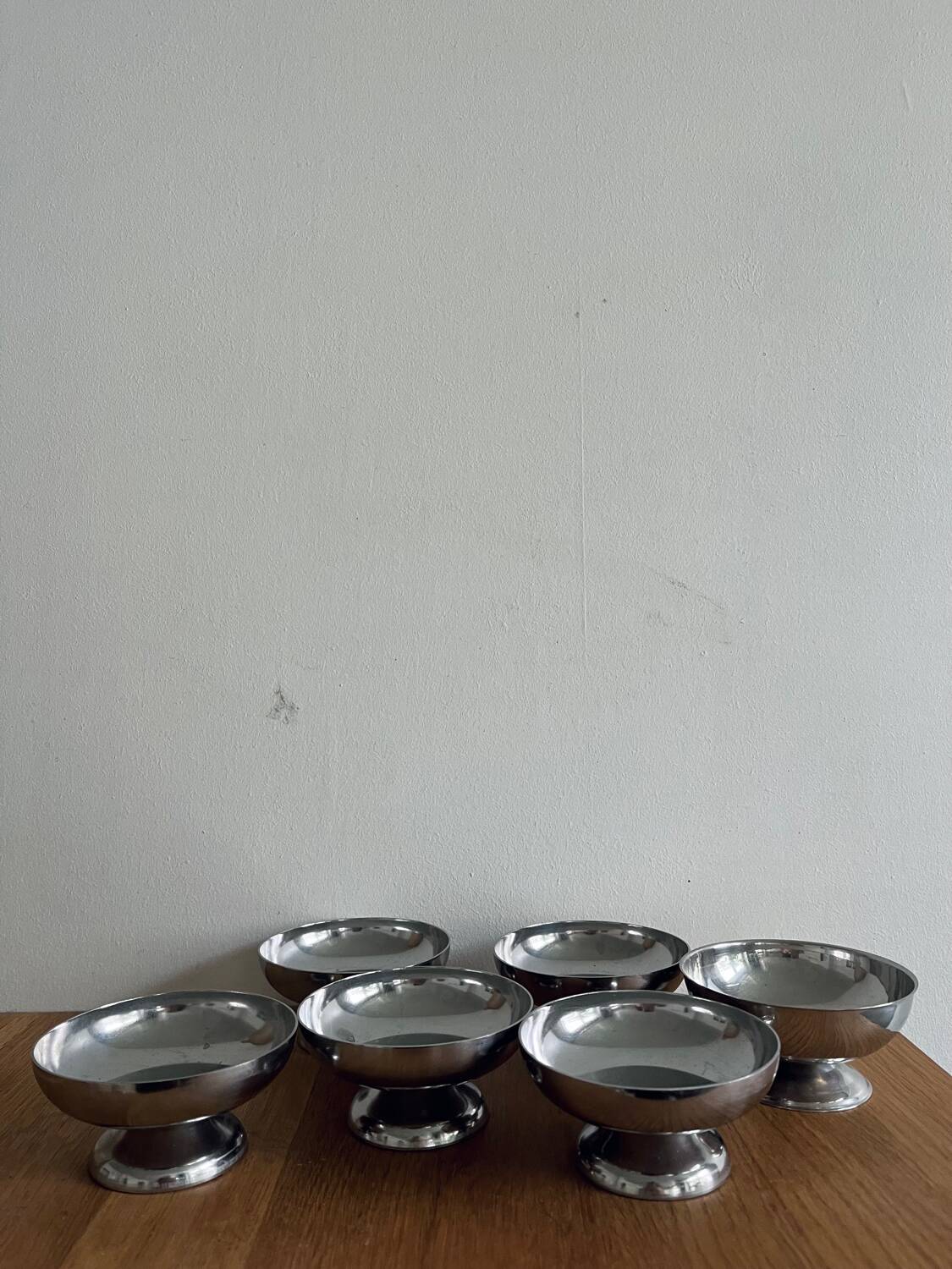 Set of 6 stainless steel bowls 1970