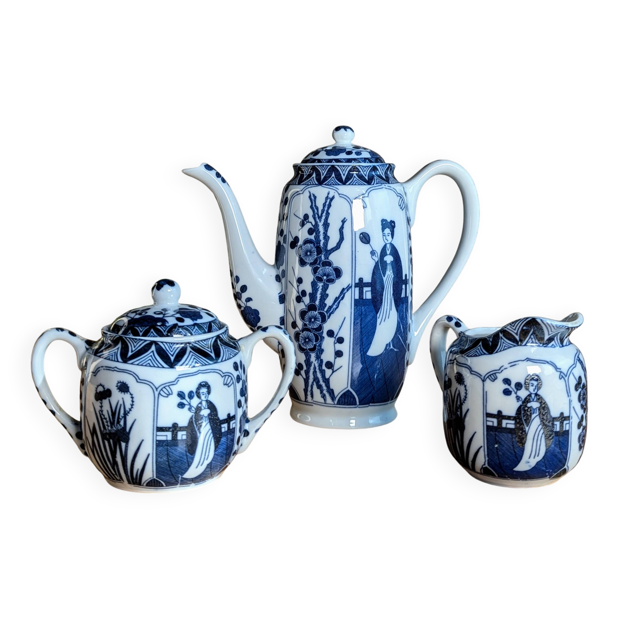 Teapot Sugar Bowl Creamer Japanese Porcelain Asian Blue White Floral Geisha
