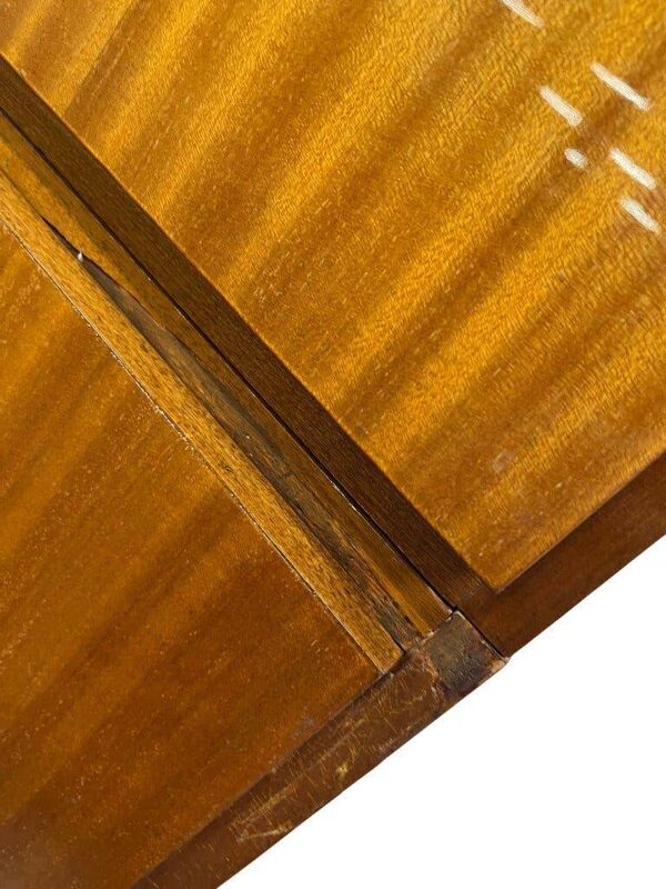 Buffet vintage en bois mi-hauteur / buffet / vitrine