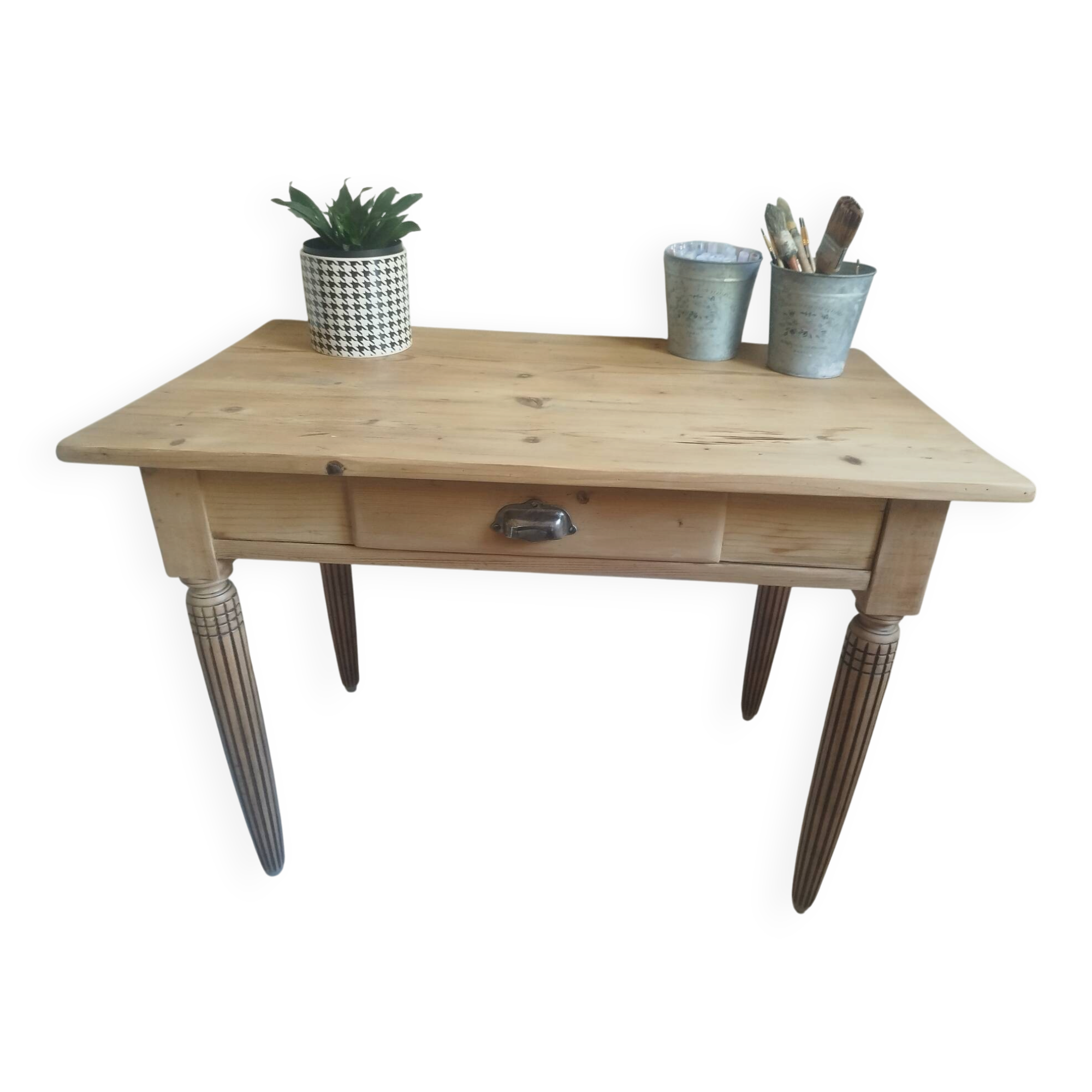 Ancienne table, bureau de ferme