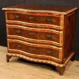Majestueuse commode galbée style Régence en marqueterie de bois de rose et palissandre
