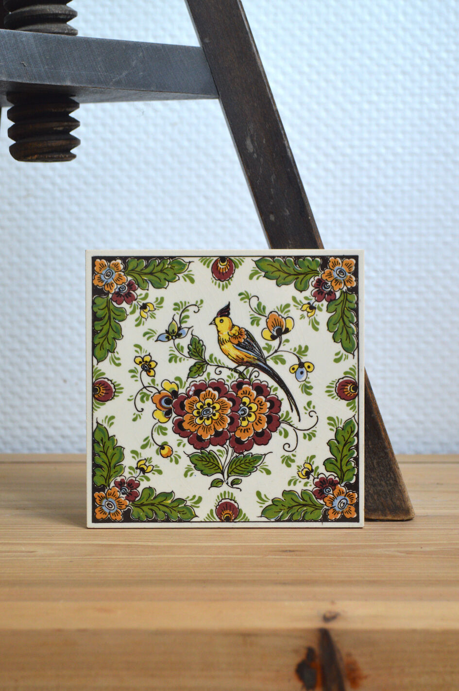 Delfts earthenware tile