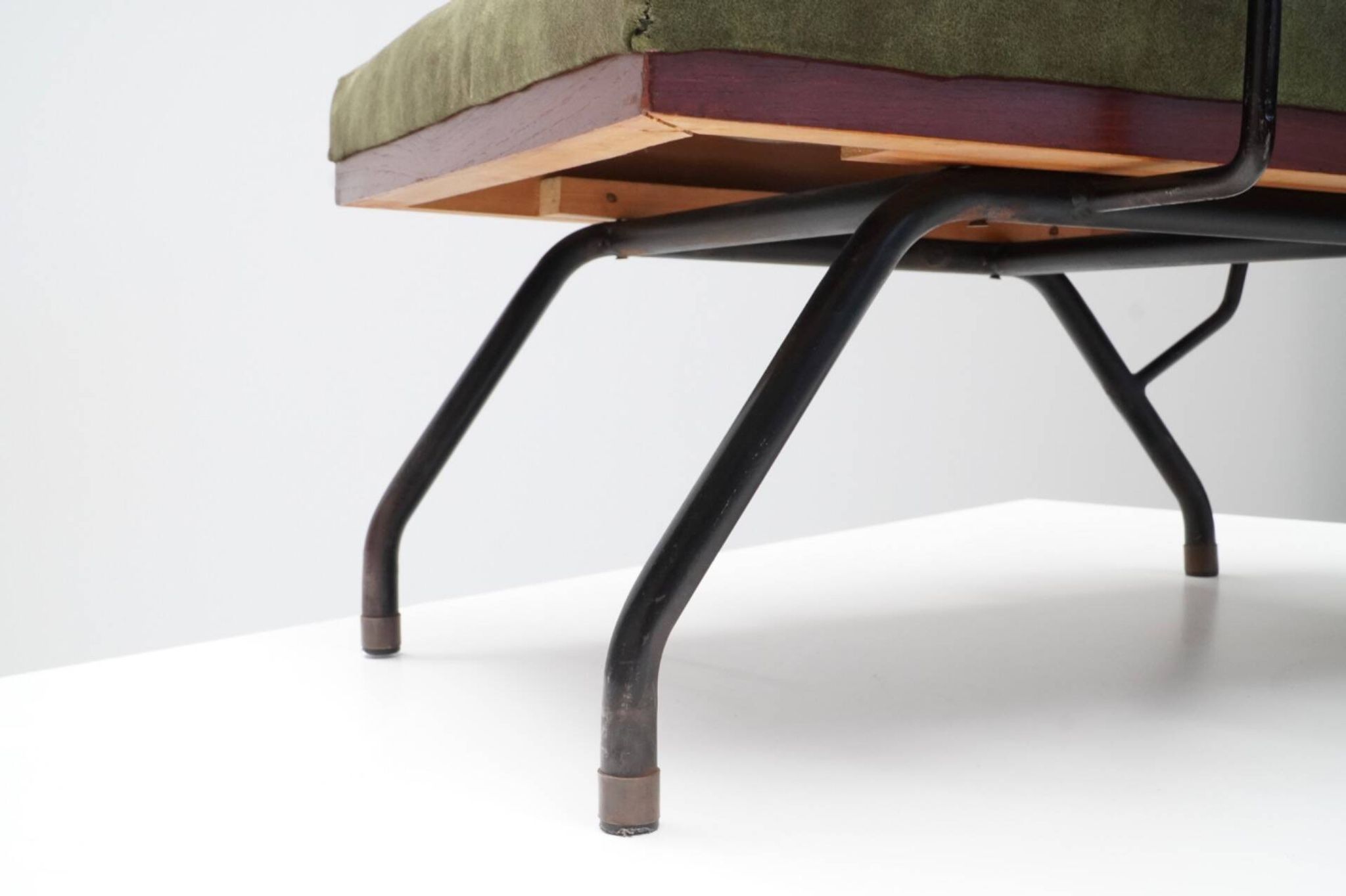 Paire de fauteuils lounge modernistes italiens des années 1950