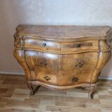 Chest of drawers and 2 20th century Italian rococo style bedside tables in rosewood