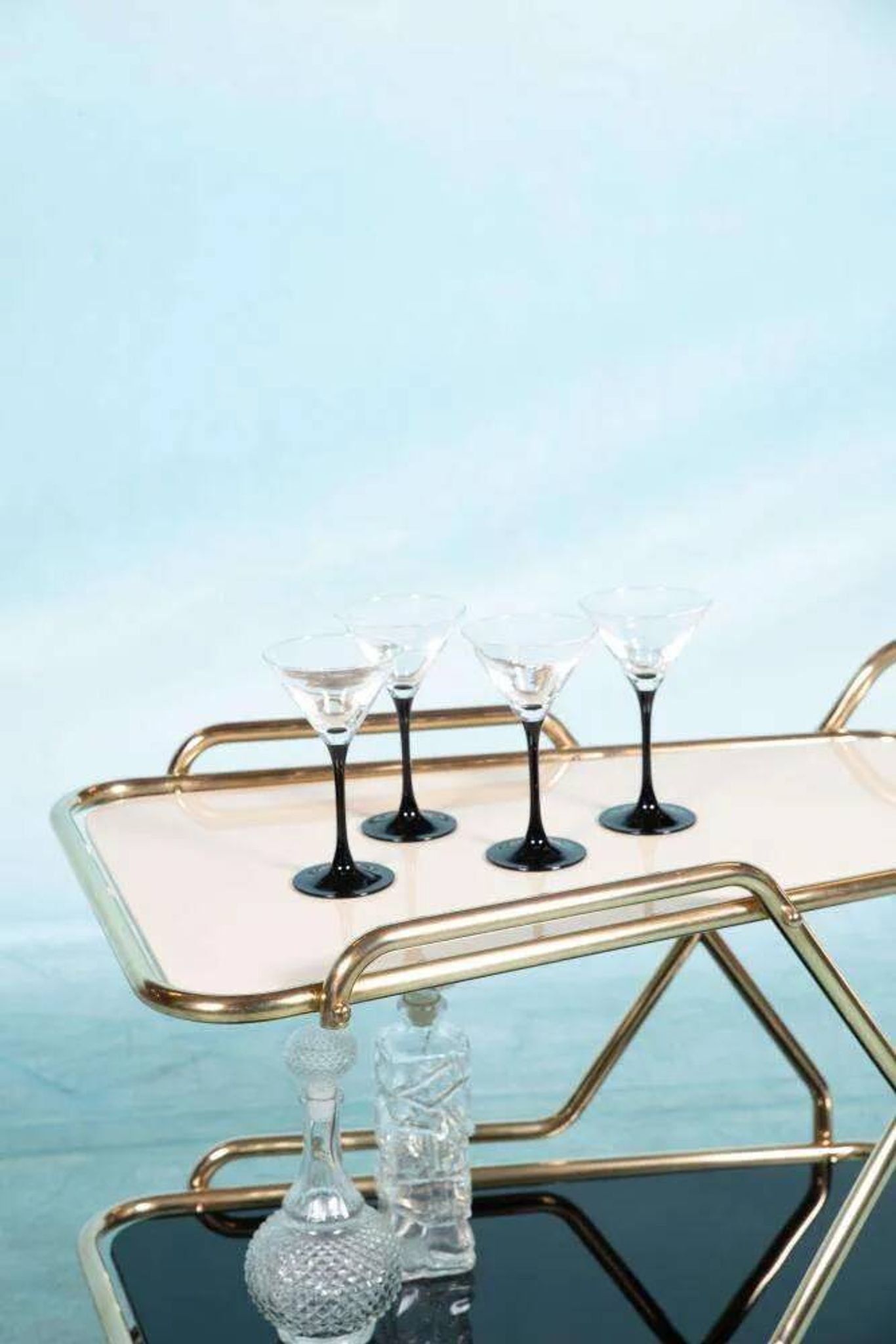 Vintage brass service trolley from the 1960s, Midcentury brass bar trolley.