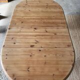 Round extendable table