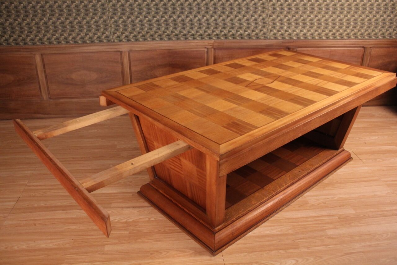Art deco dining room table with chequered pattern