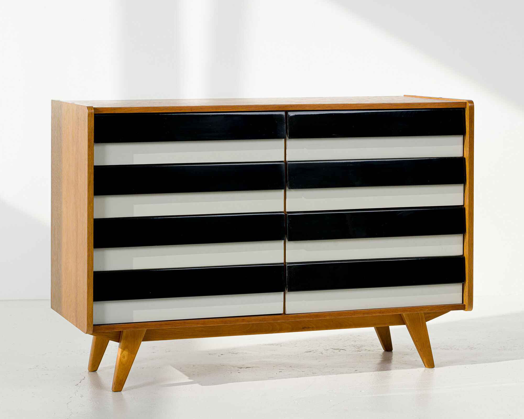 U-453 buffet by Jiri Jiroutek for Interier Praha, 60's