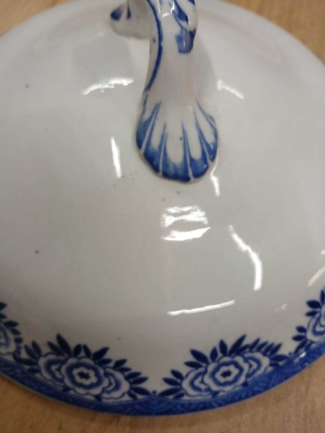 Old soup tureen Digoin and Sarreguemines
