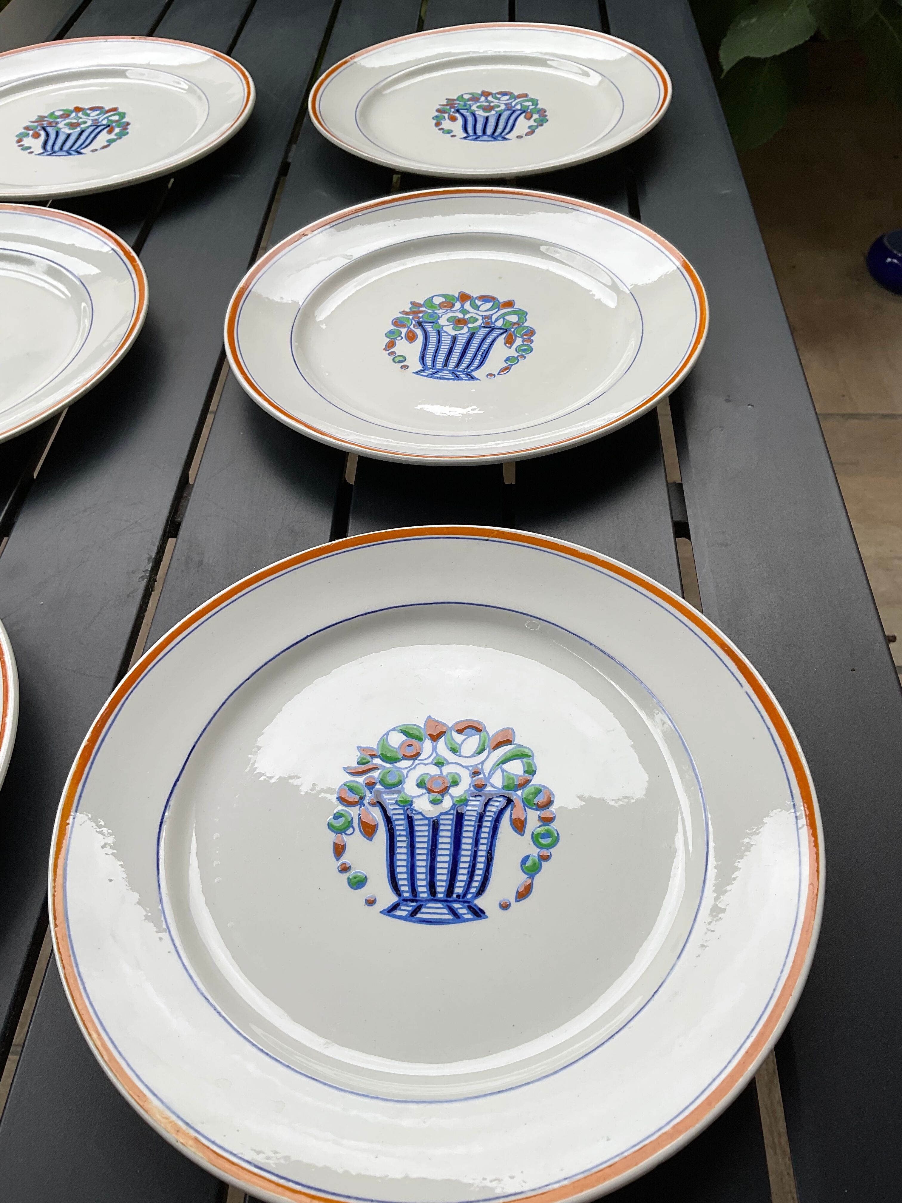 6 dessert plates, model 1930, boch la louvière