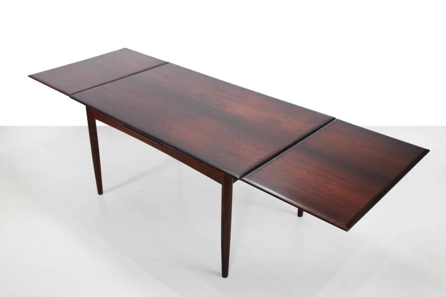 Rosewood Danish design extendable dining table, 1960's