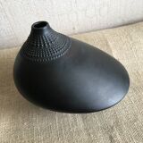 "Pollo" vase designed for the porcelain maker Rosenthal by Tapio Wirkkala (1970s)
