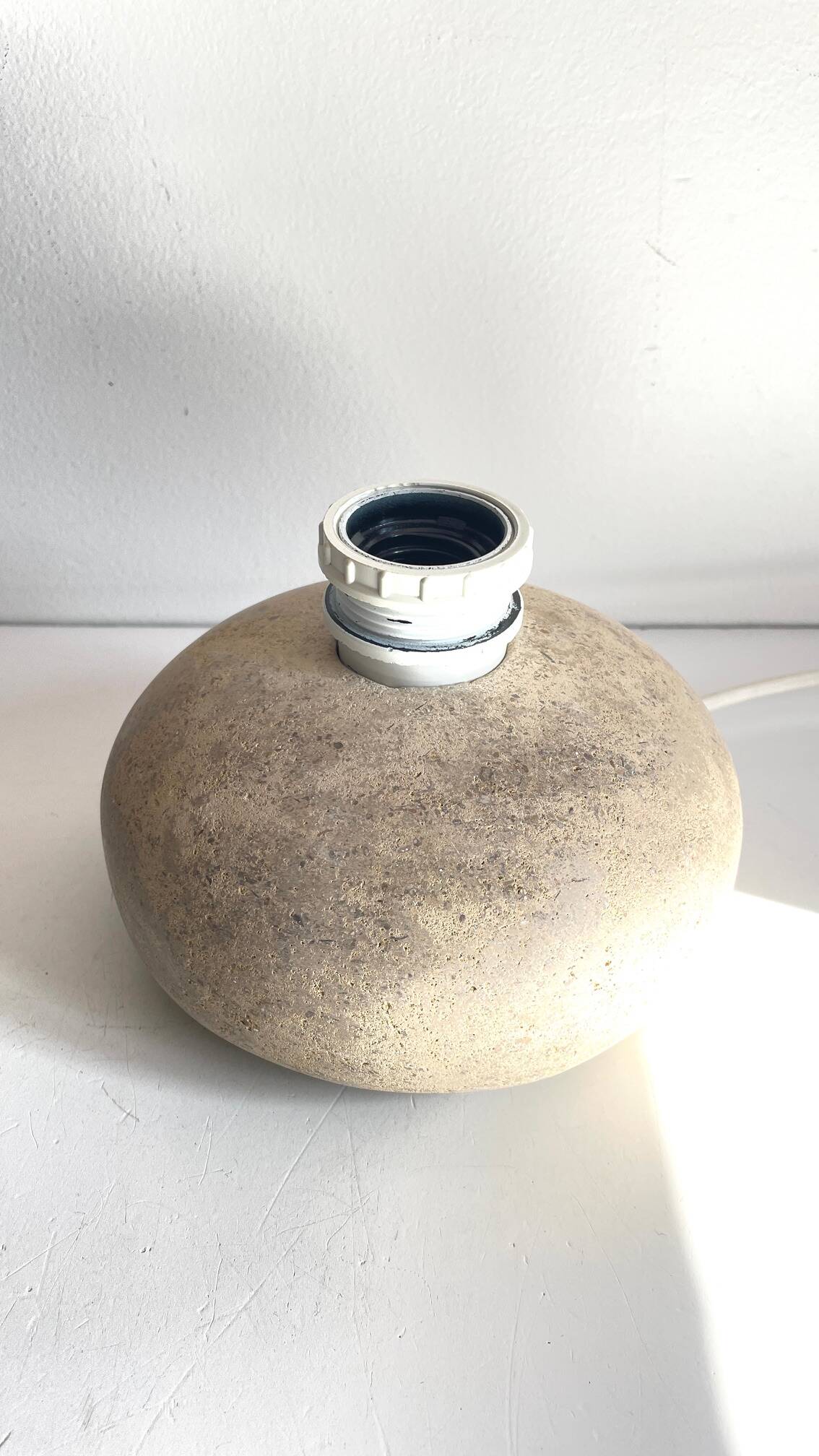 Vintage natural stone pebble lamp
