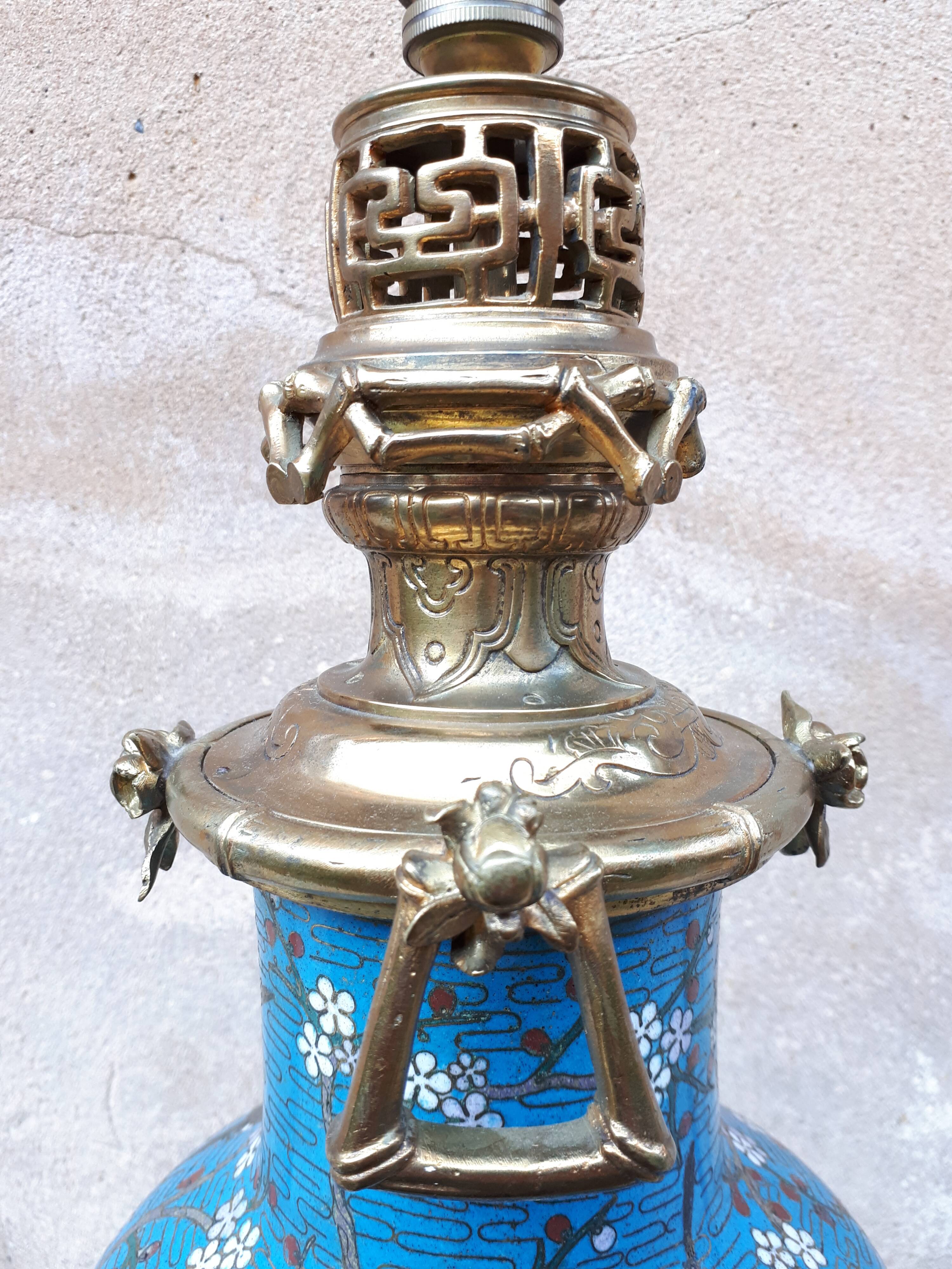 Chinese cloisonné enamel vase, China, late 19th century