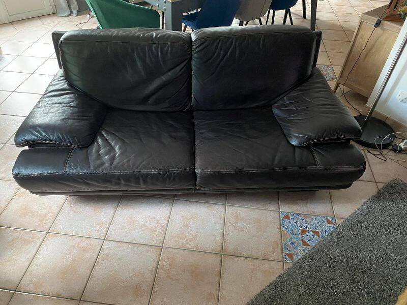 LEATHER SOFA
