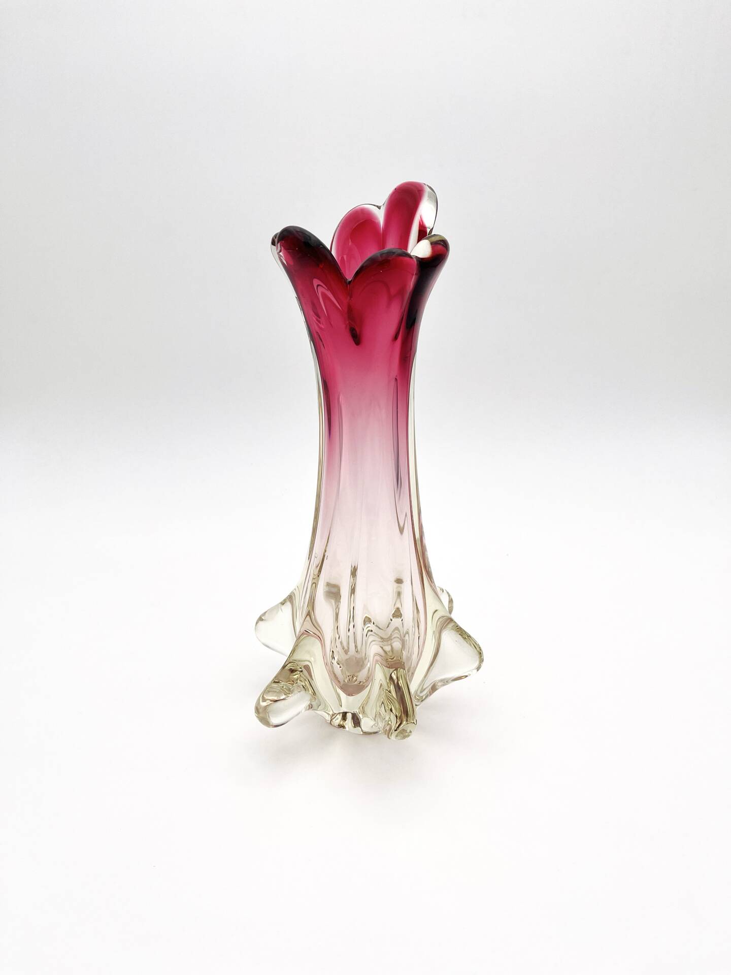 Murano Sommerso Vase Sculpture "Chambord" – Ruby Red & Champagne
