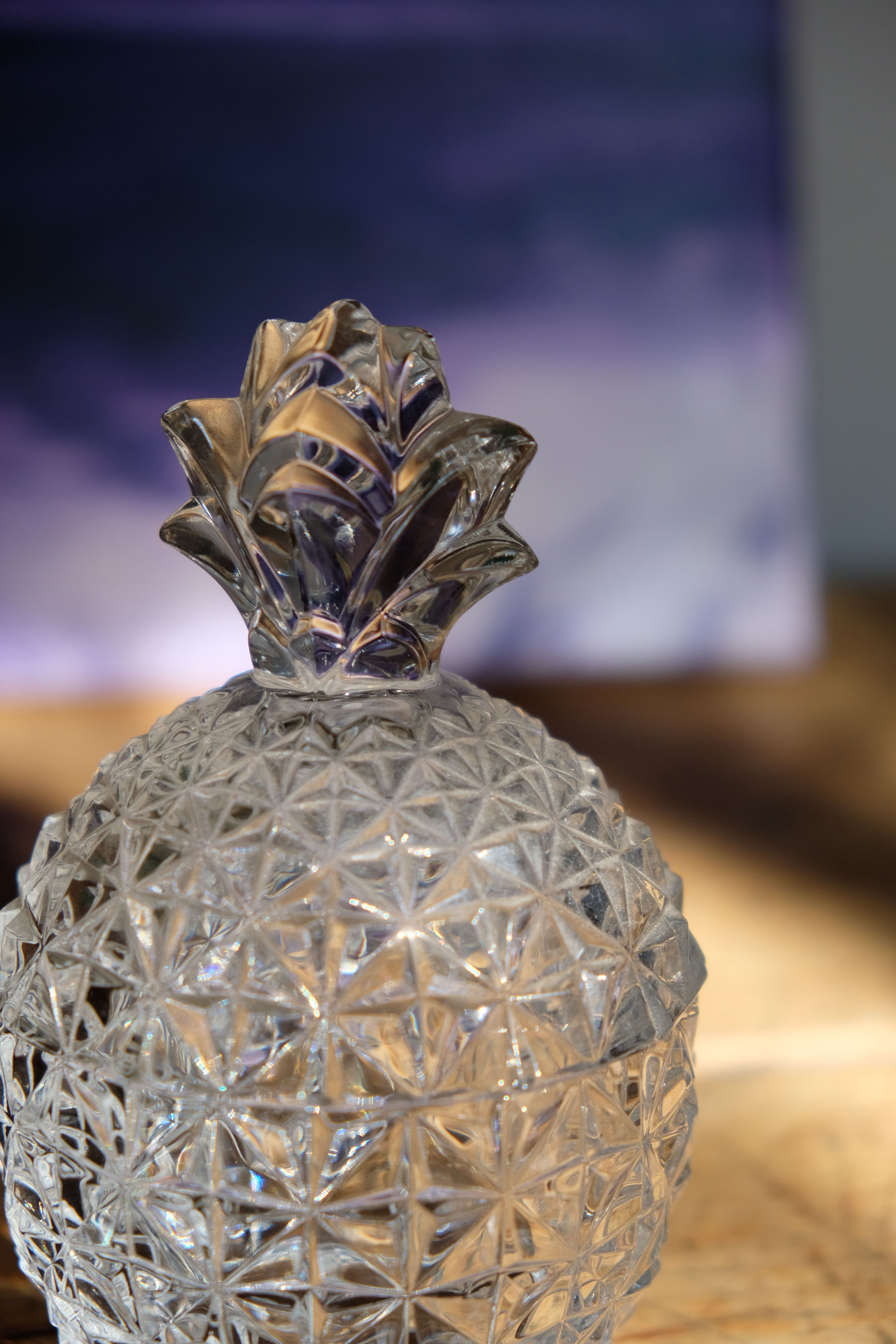 Pineapple cut crystal