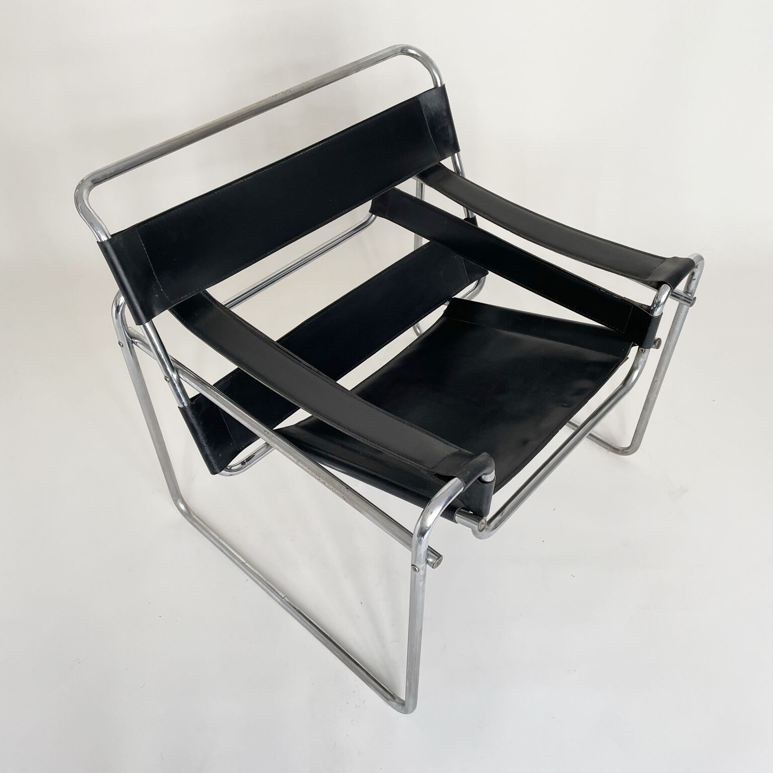 Fauteuil Wassily design Marcel Breuer