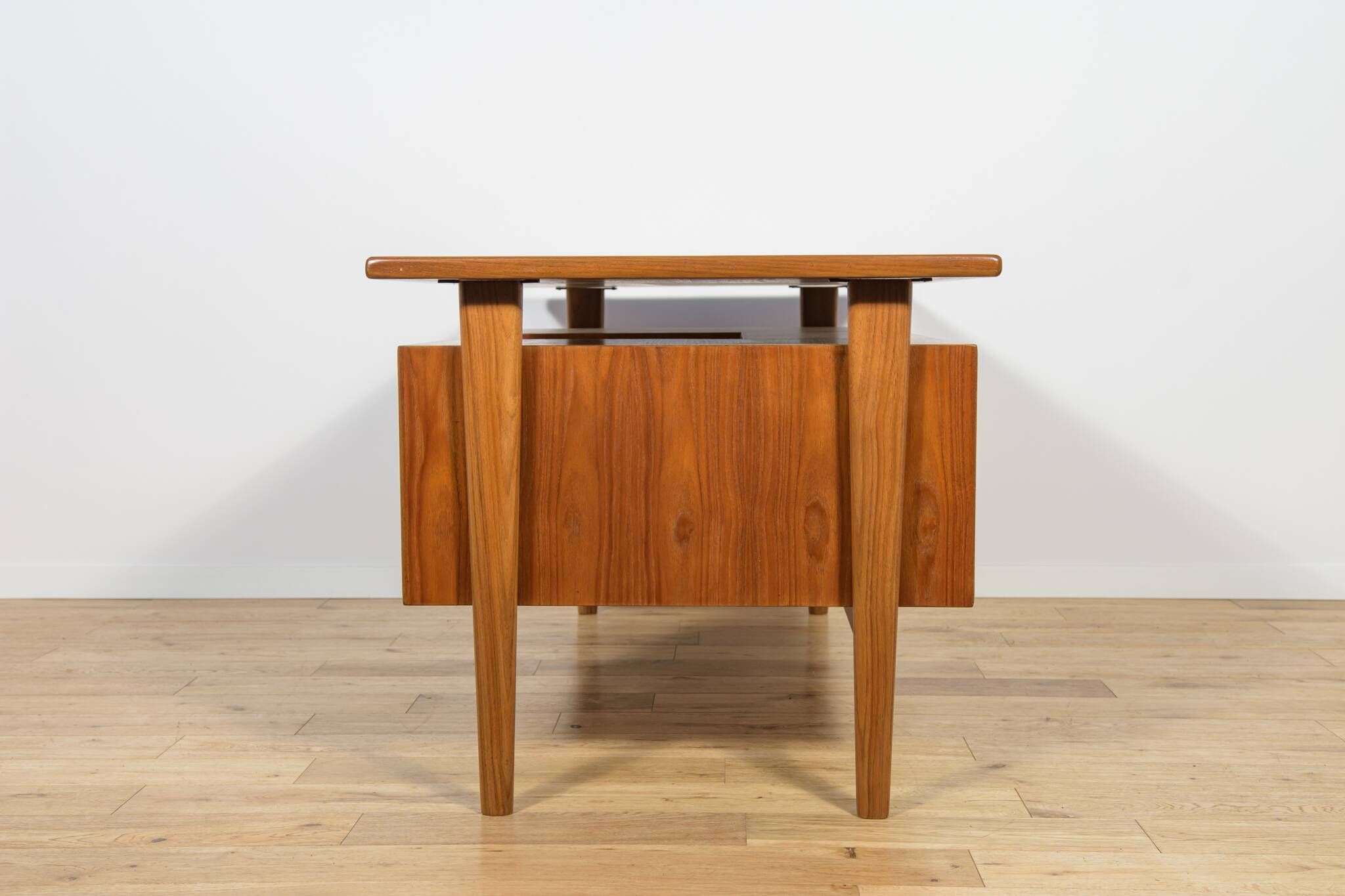 Mid-century freestanding teak desk by Kai Kristiansen for Feldballes Møbelfabrik, 1960s
