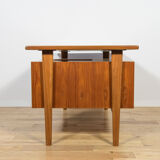 Mid-century freestanding teak desk by Kai Kristiansen for Feldballes Møbelfabrik, 1960s