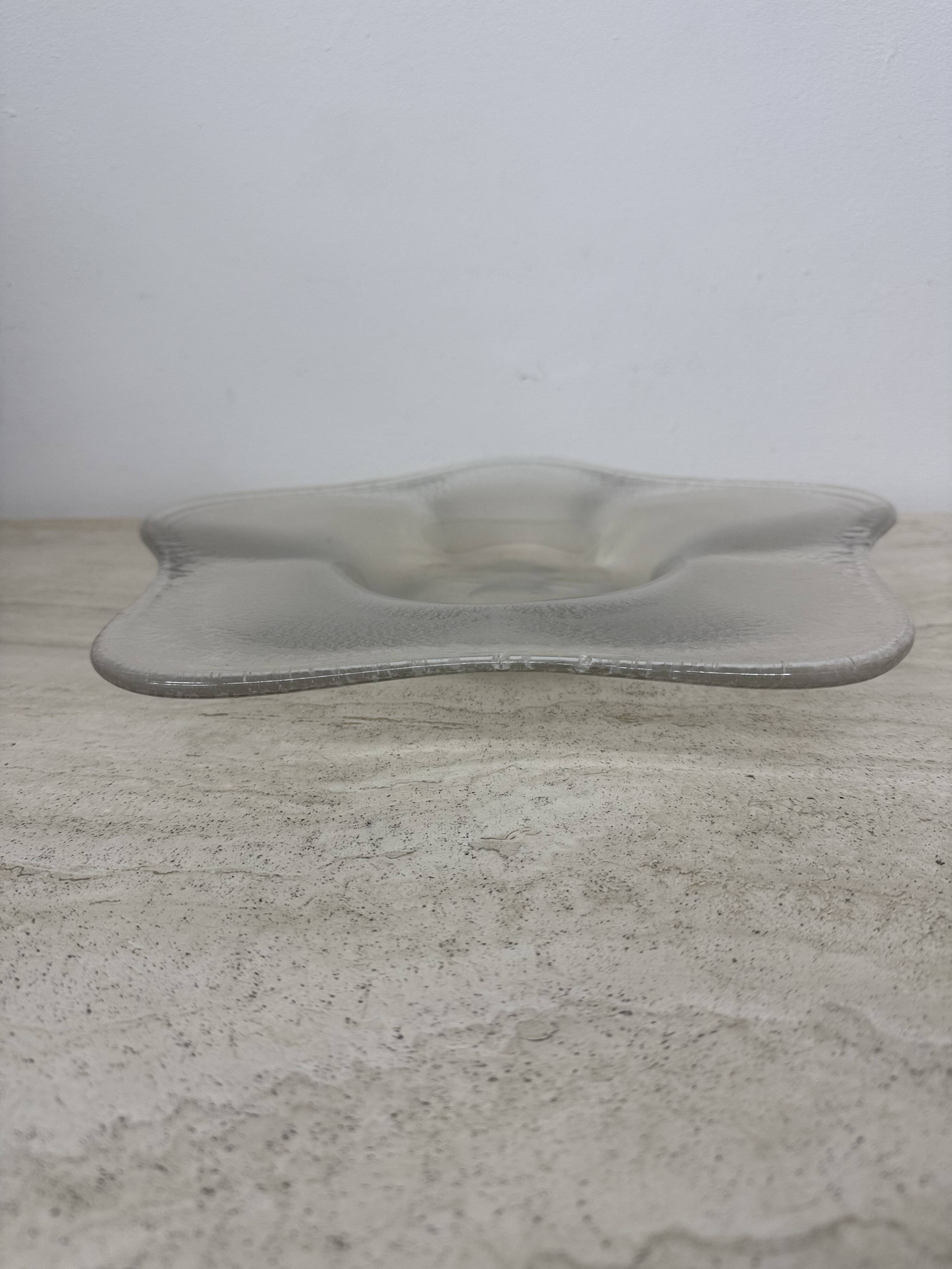 Antique bowl Willem Jacob Rozendaal for  Kristalunie Maastricht Coquille