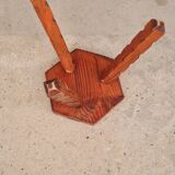 Tripod stool
