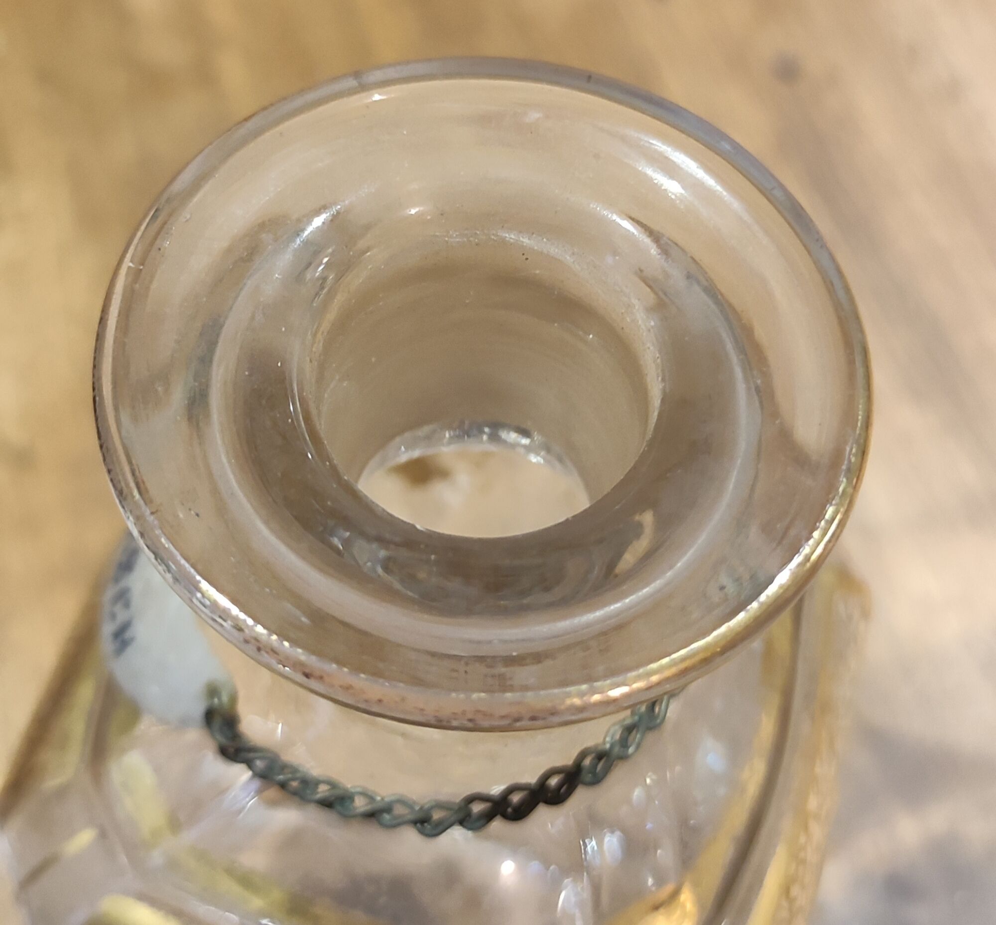 Old carafe kirsch crystal Baccarat and mother-of-pearl