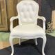 Fauteuil cabriolet de style Louis XV moderne