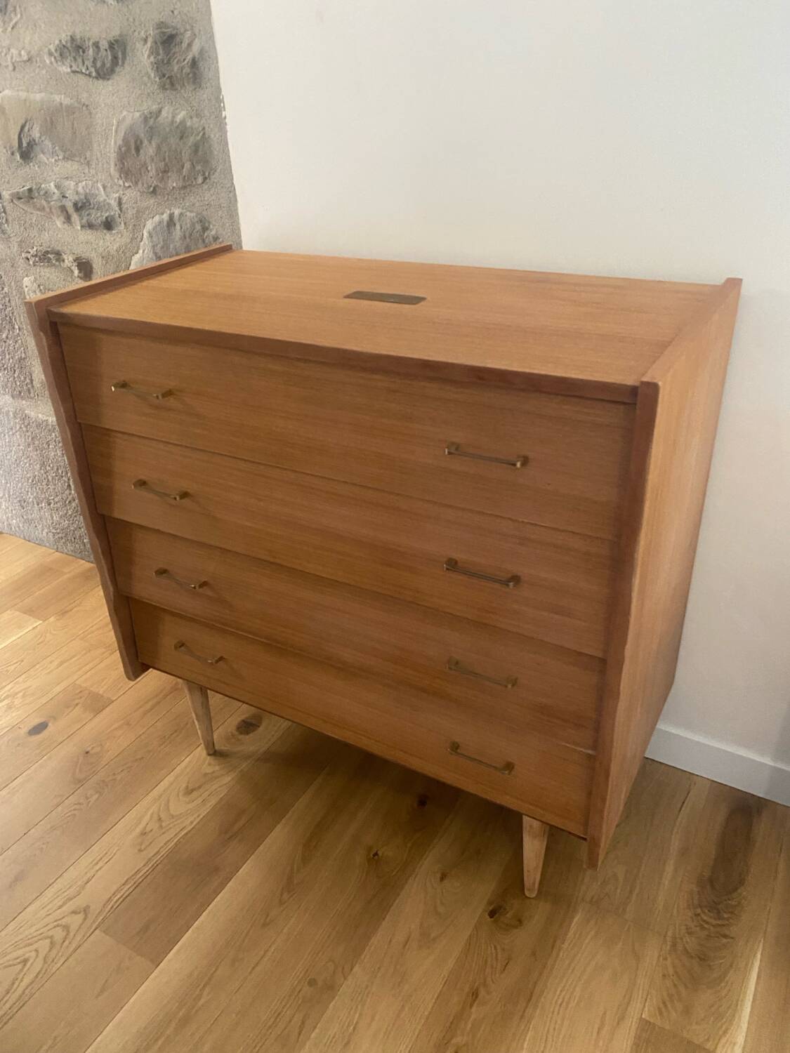 Commode scandinave