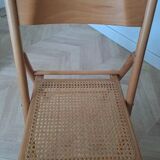 2 folding chairs canned