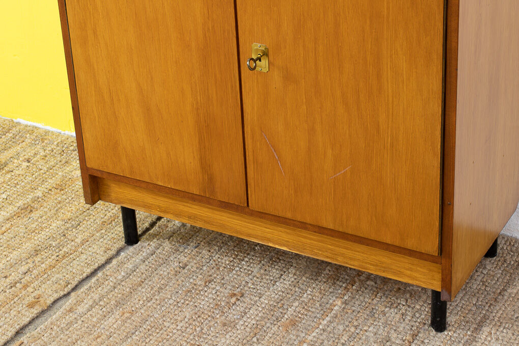 Vintage Scandinavian Chest of Drawers – 81 cm