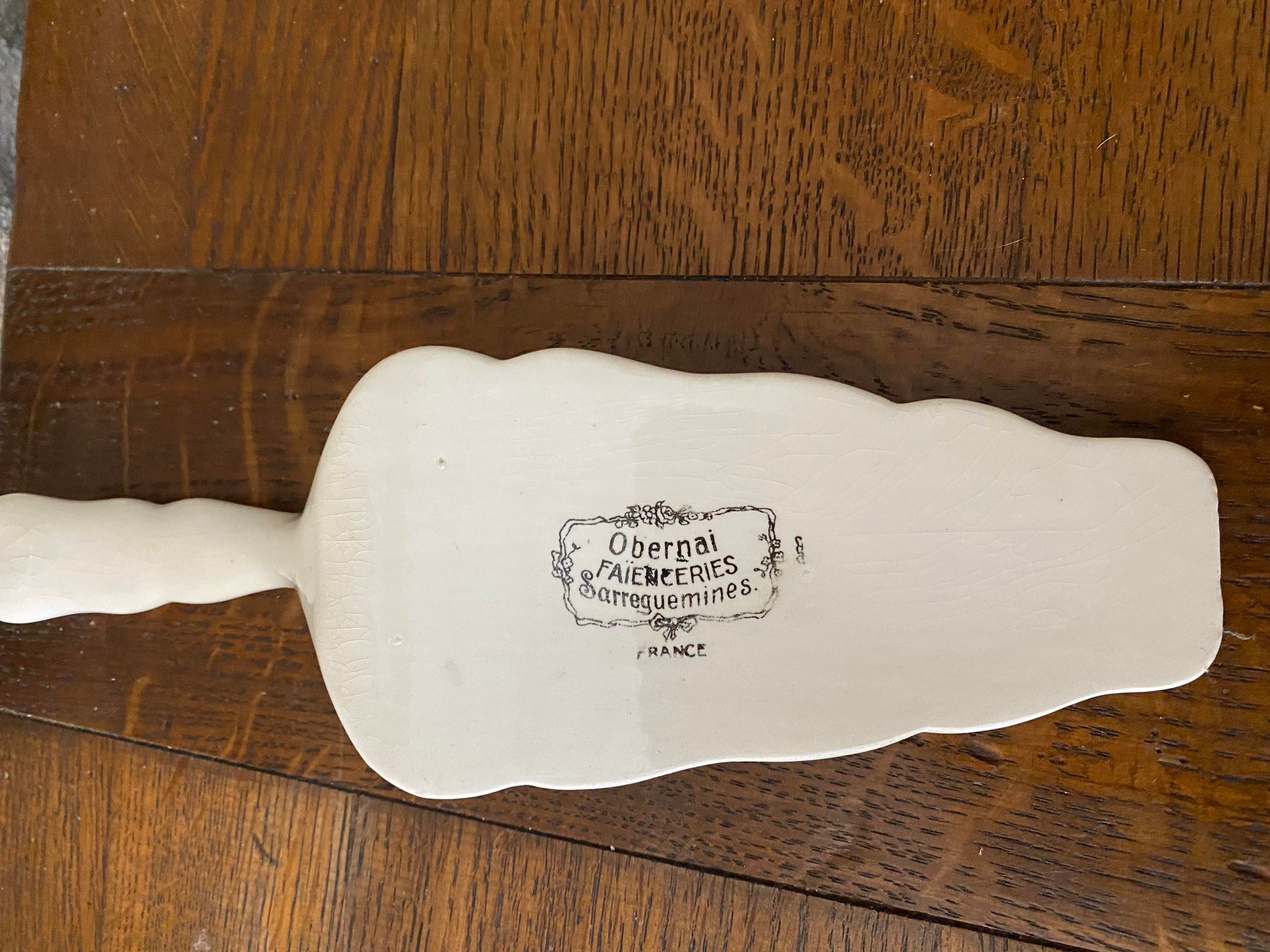 Faience pie or cake shovel from Sarreguemines Obernai Alsatian décor