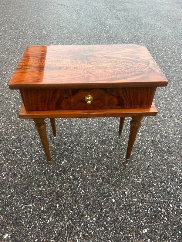 Paire de tables de chevets 1950