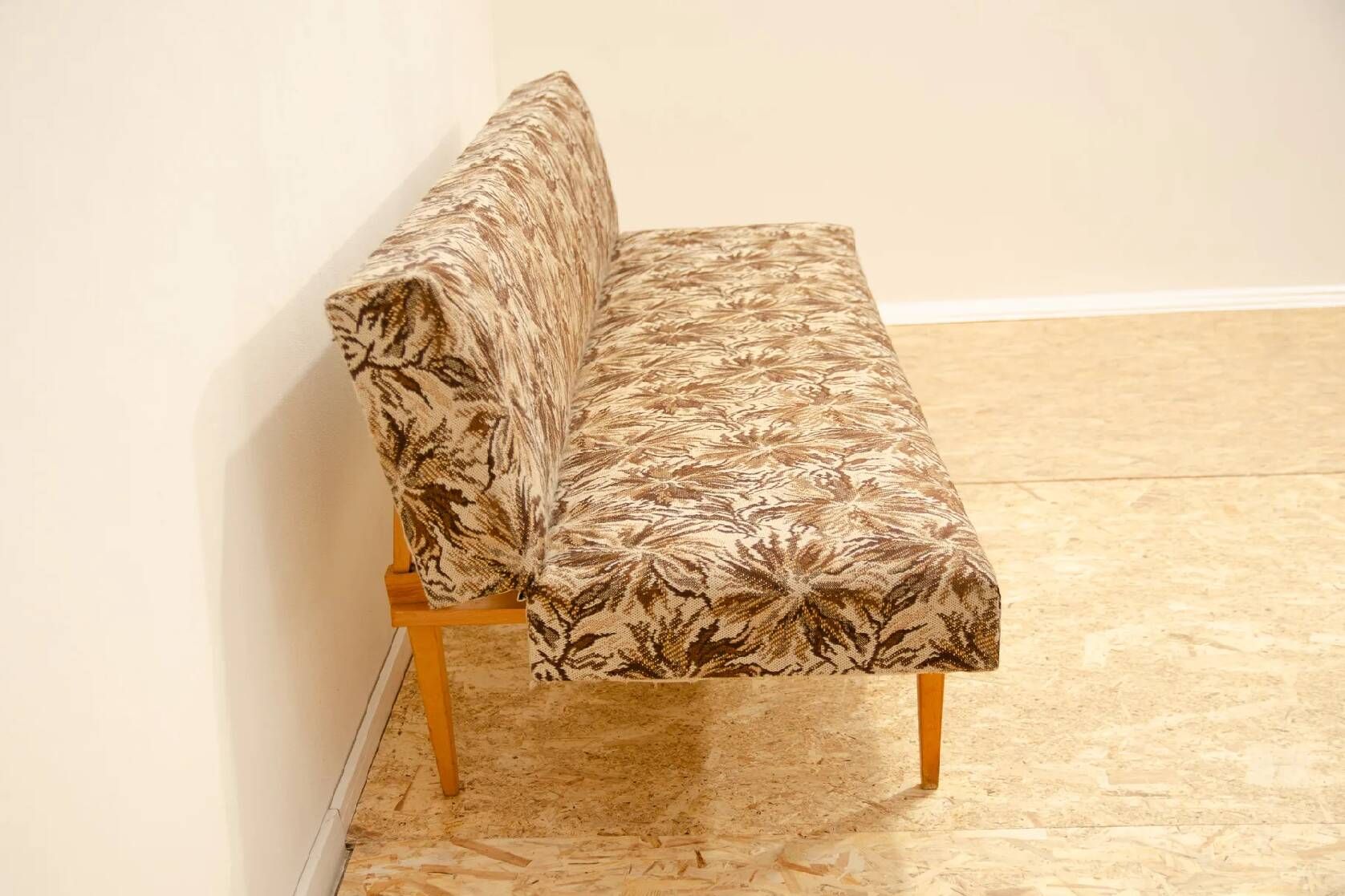 Mid-century sofa by Miroslav Navrátil, lounge seating, 1960s
