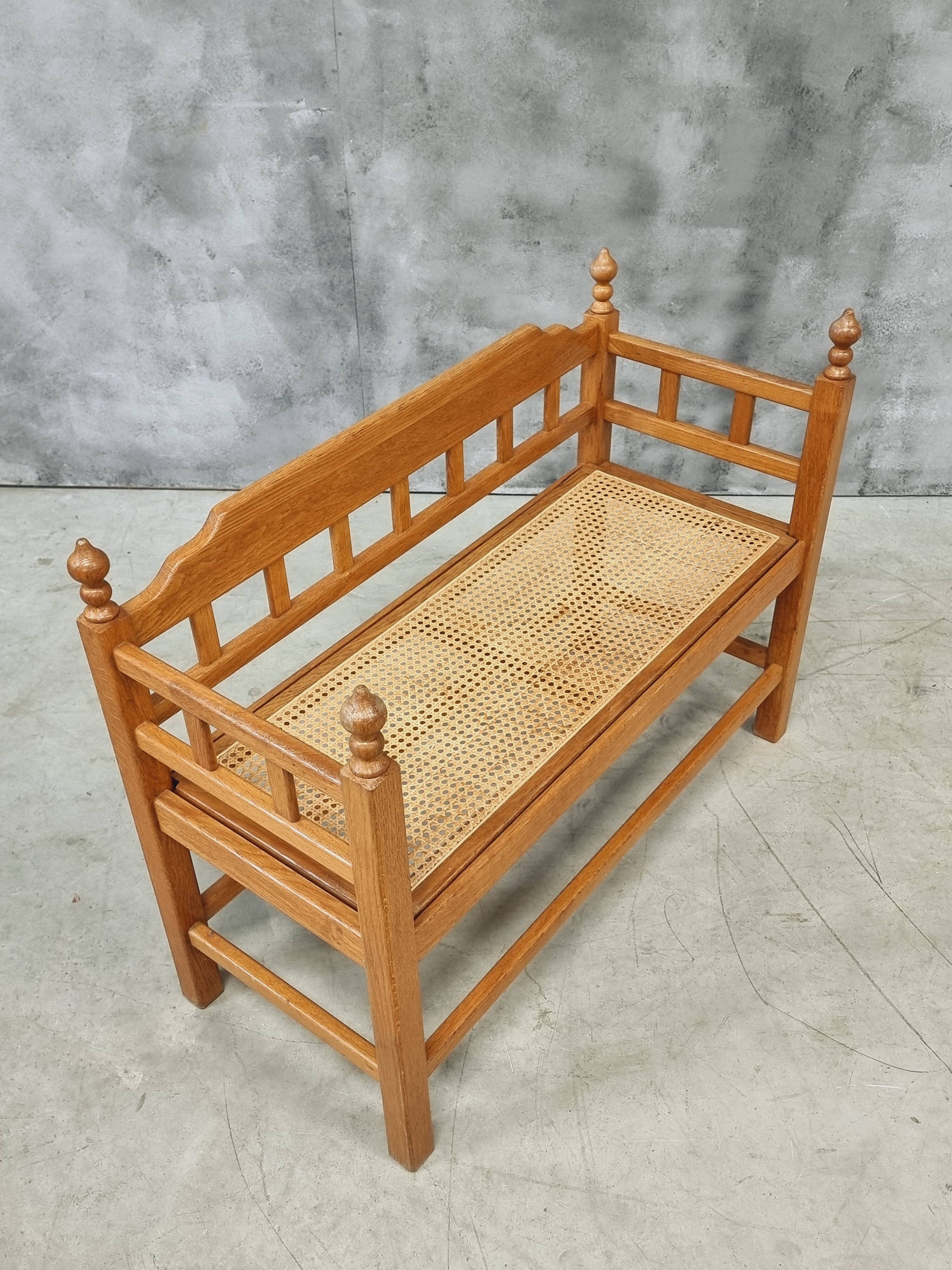 Vintage Oak Entryway Bench with Straps