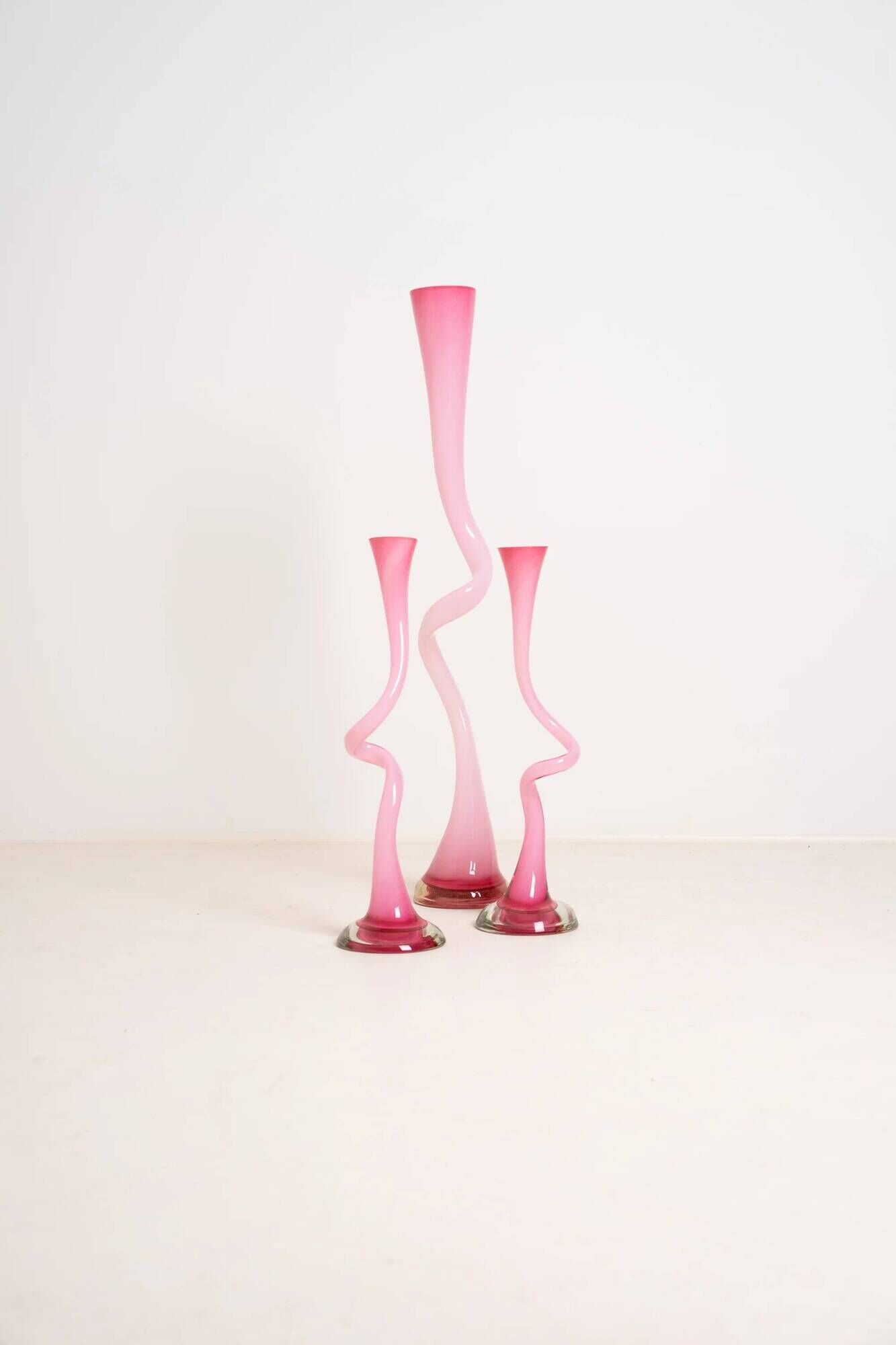 Pink Swirl Glass Vases – Set of 3