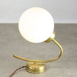 Applique murale italienne vintage en laiton et opaline