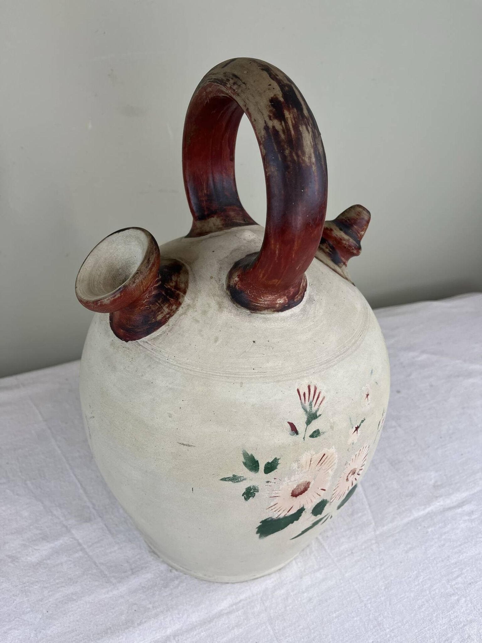 Gargoulette en grès décoré
