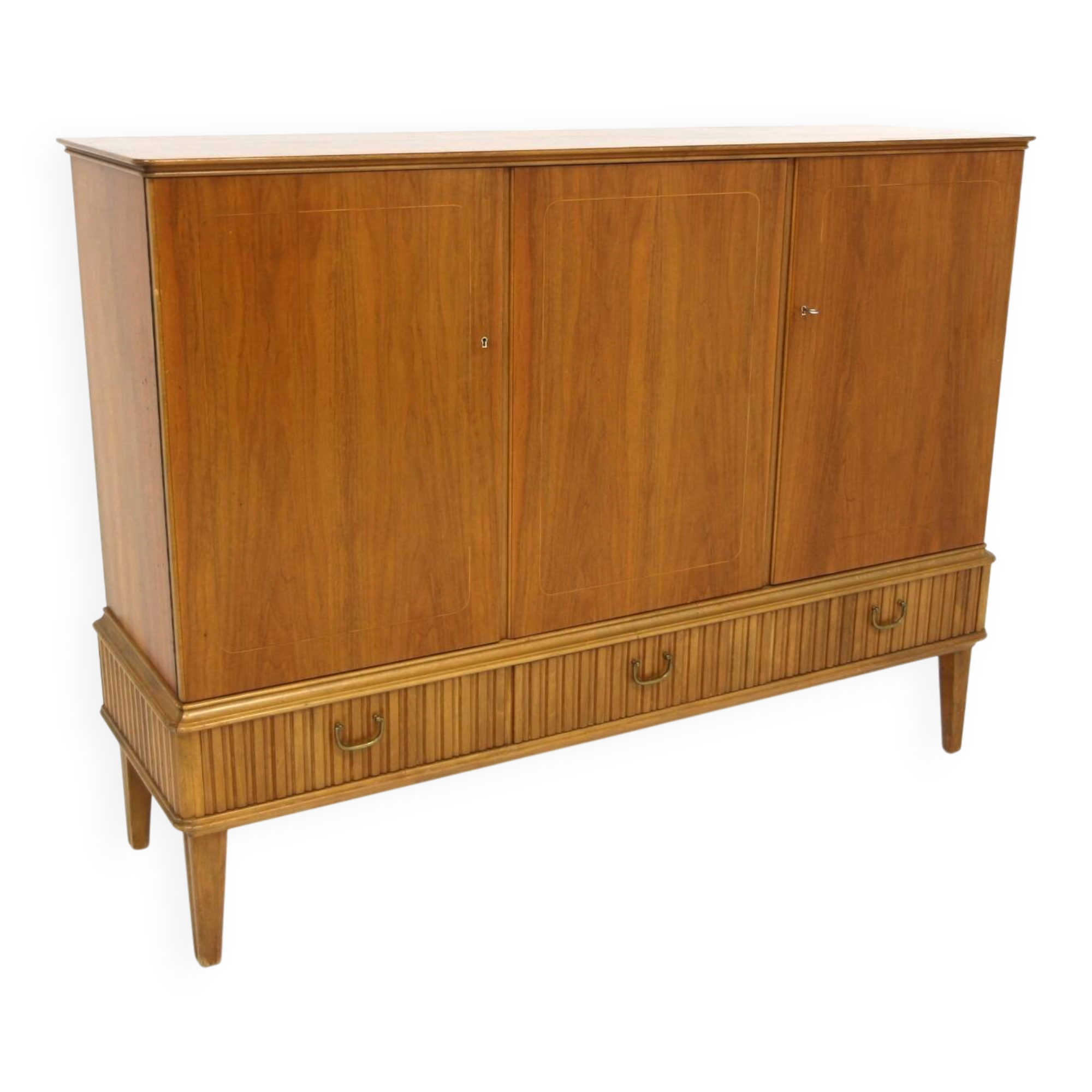 Scandinavian enfilade in walnut, Swedish modern, Sweden, 1940.