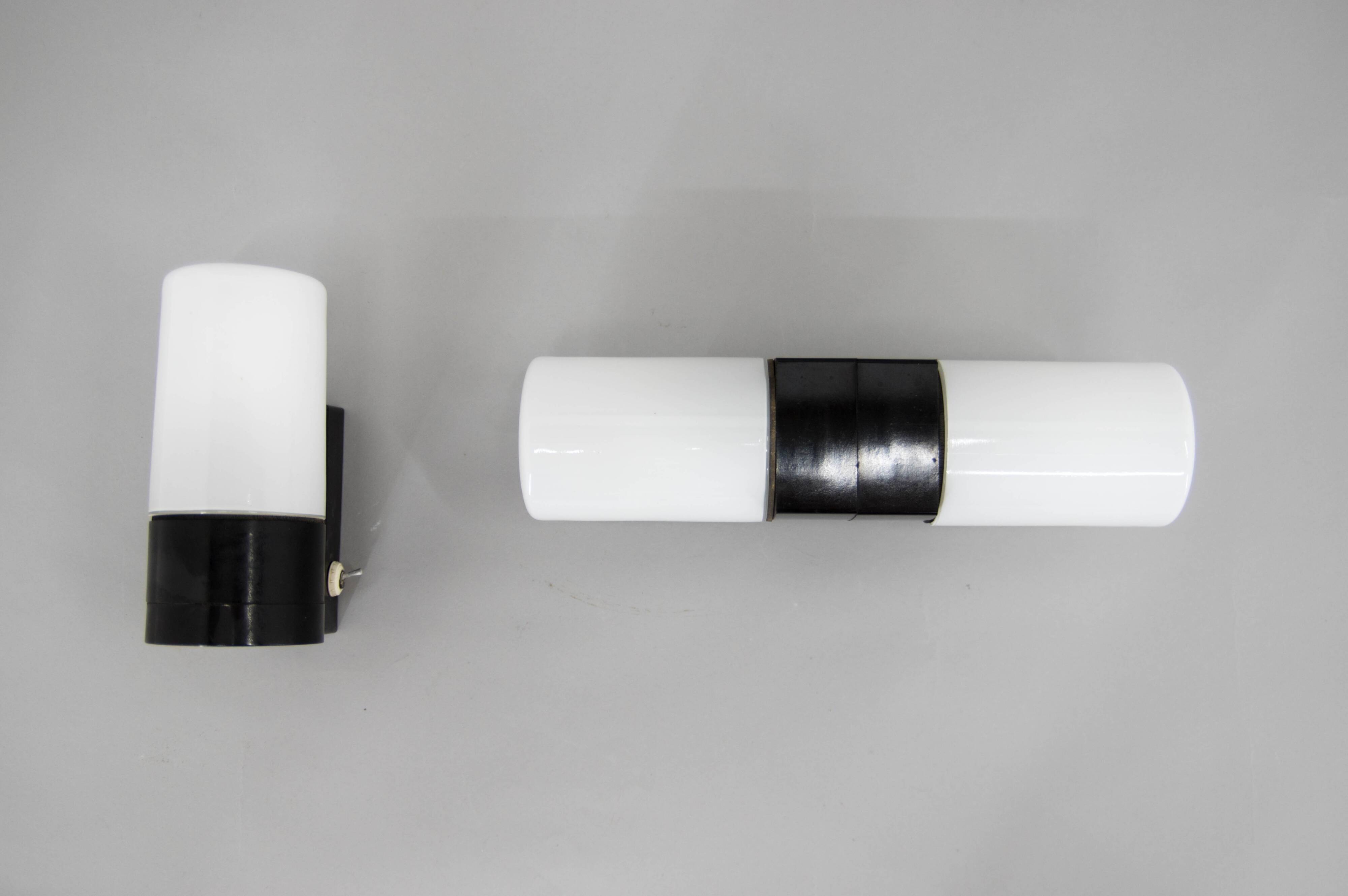 Ensemble de deux appliques murales du milieu du siècle, Tchécoslovaquie, années 1950