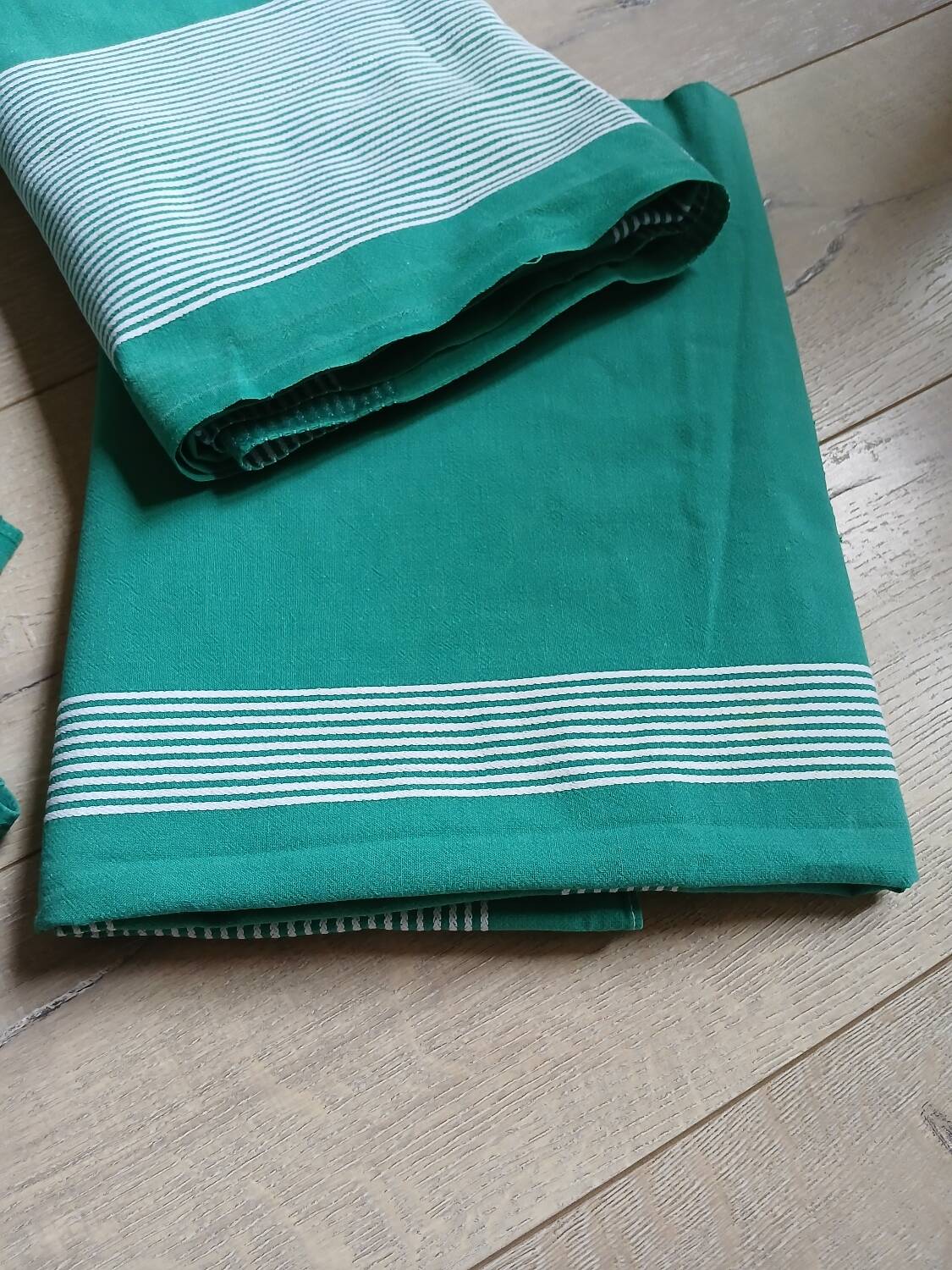 2 nappes + 11 serviettes vintages