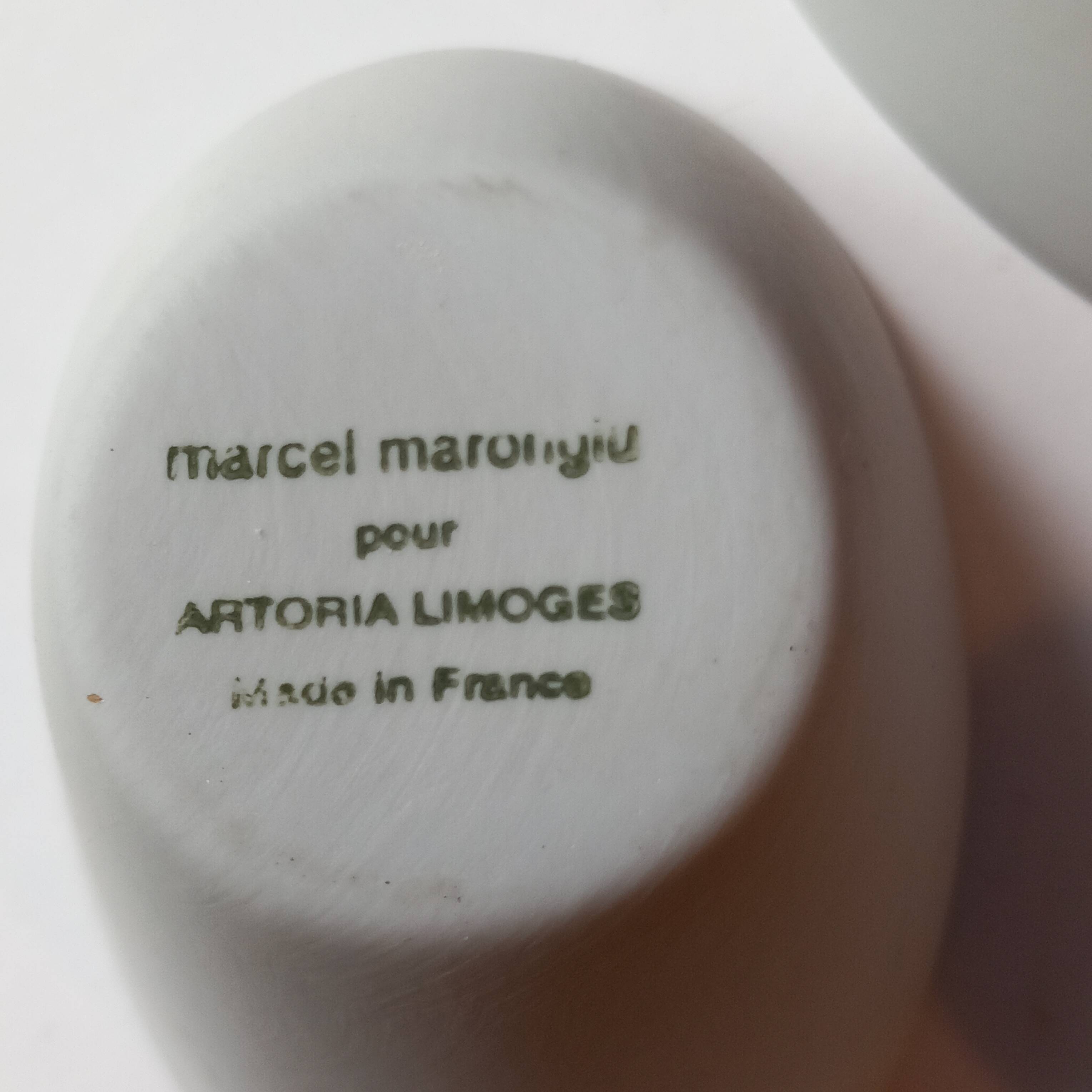 2 tasses ovoïde Artoria Limoges  Marcel Marongiu
