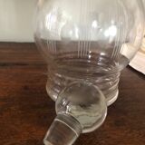Carafe en verre gravé