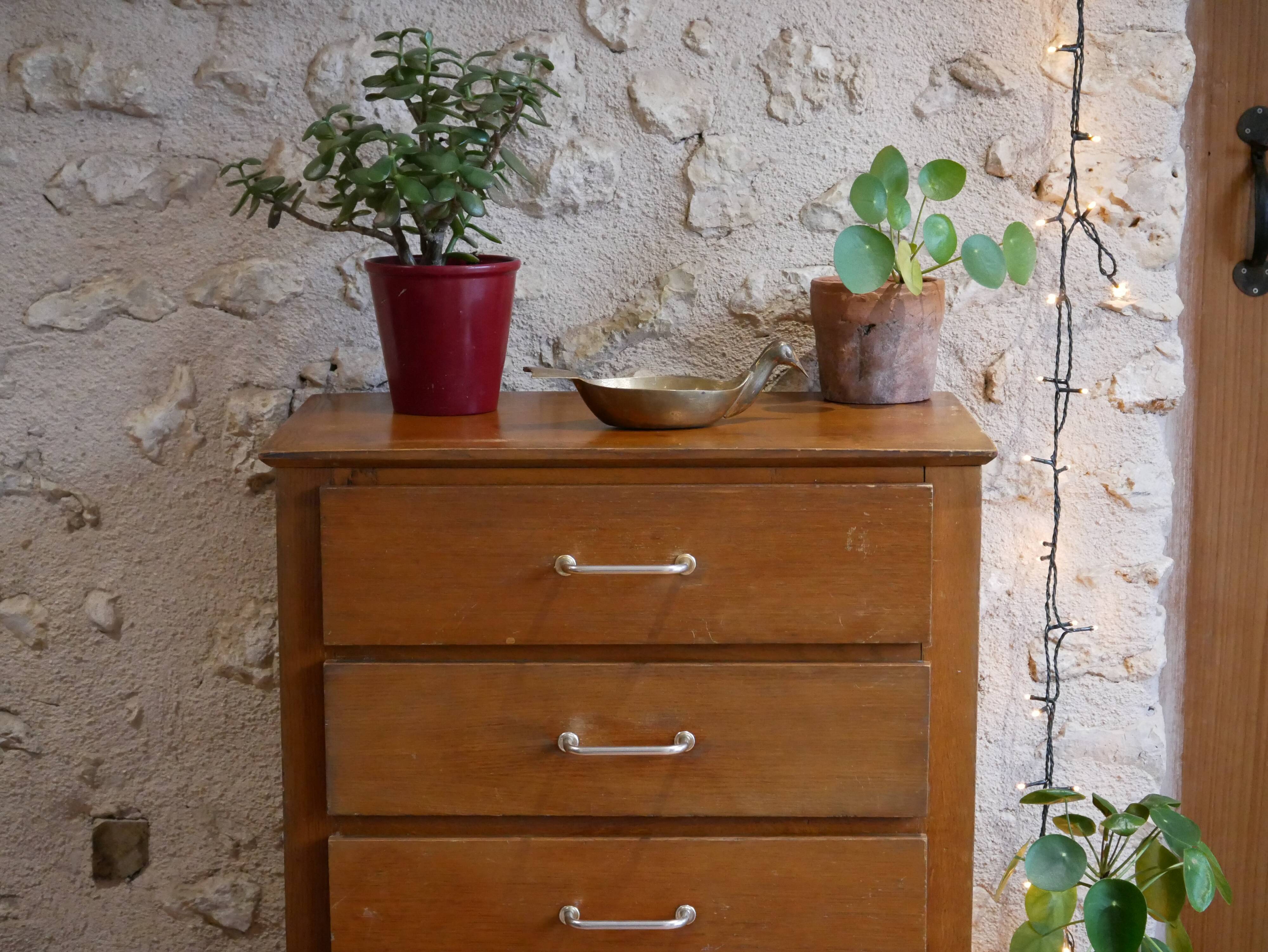 Chiffonnier dresser