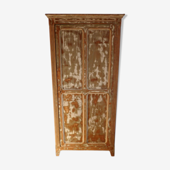 Armoire parisienne patinée