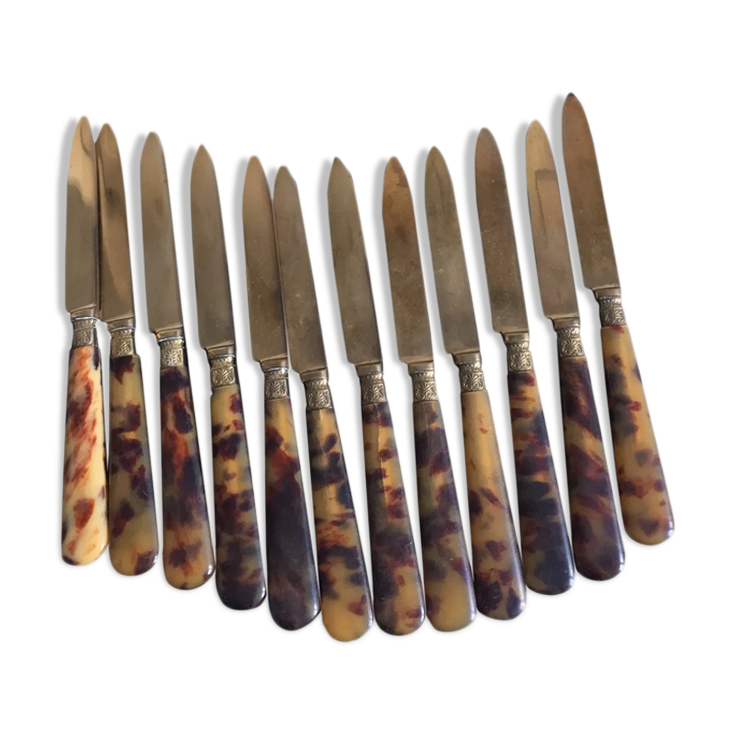 Dessert service of 12 horn and vermeil knives