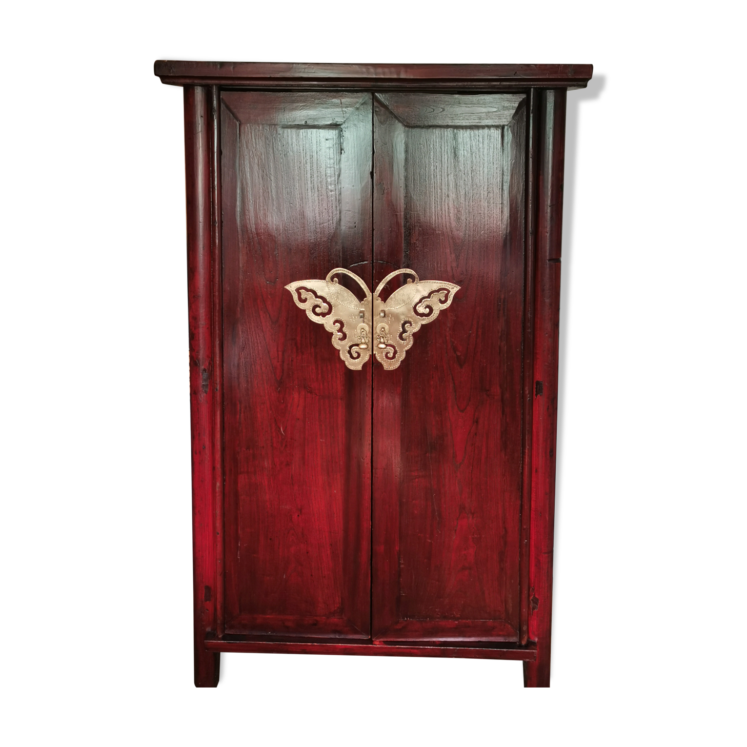 Shanxi's Chinese elm cabinet